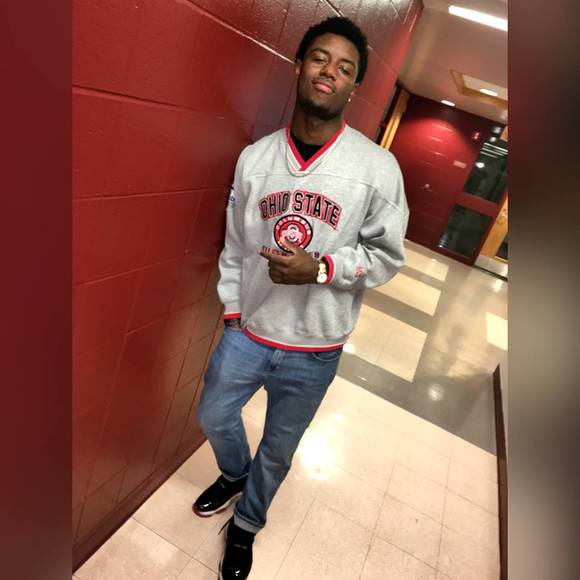 Meet your Posher, Demetrius - Picture 1 of 1